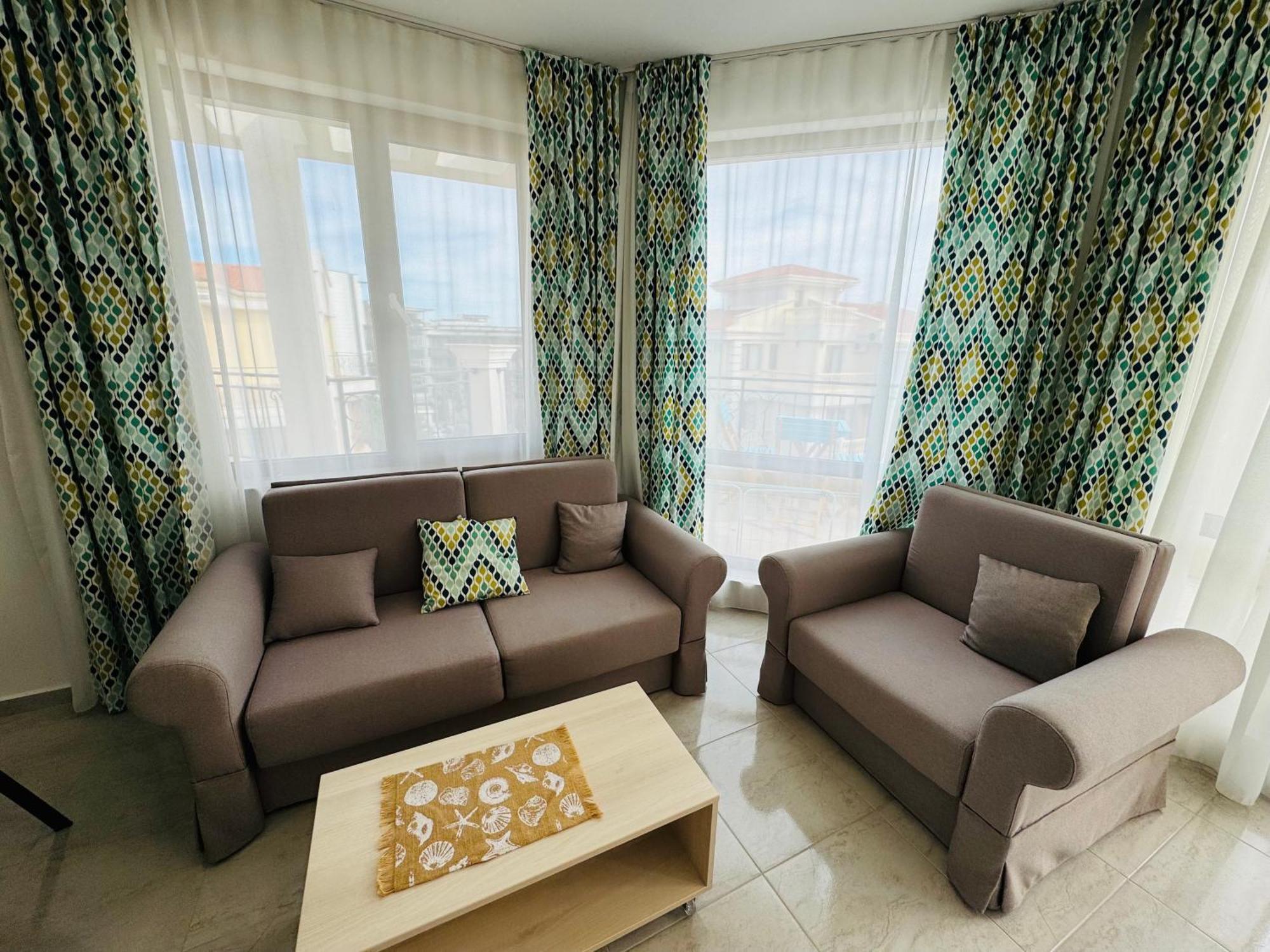 Horizon 10 'В' Apartment Sveti Vlas Eksteriør billede